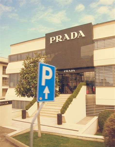 prada outlet florence italy.